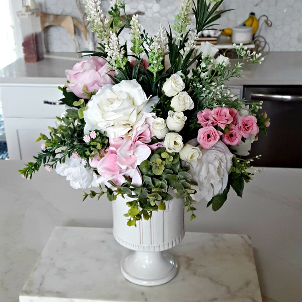 NEW! EXQUISITE Shabby ROSES CHIC Centerpiece FLORAL - Picture 4 of 6